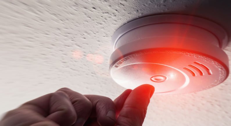 What's the difference between a “heat detector” and a “smoke